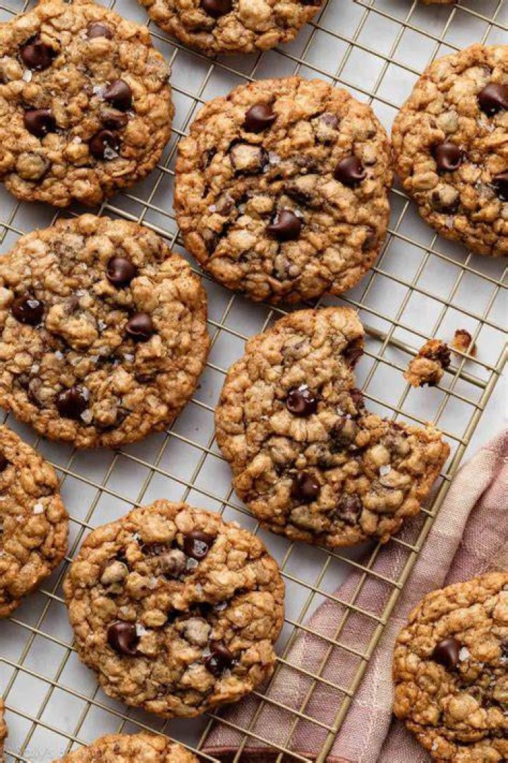 Ashley Graham Breaks Her Tooth After Biting Into The ‘Best Oatmeal Cookie’ Ever — Watch
