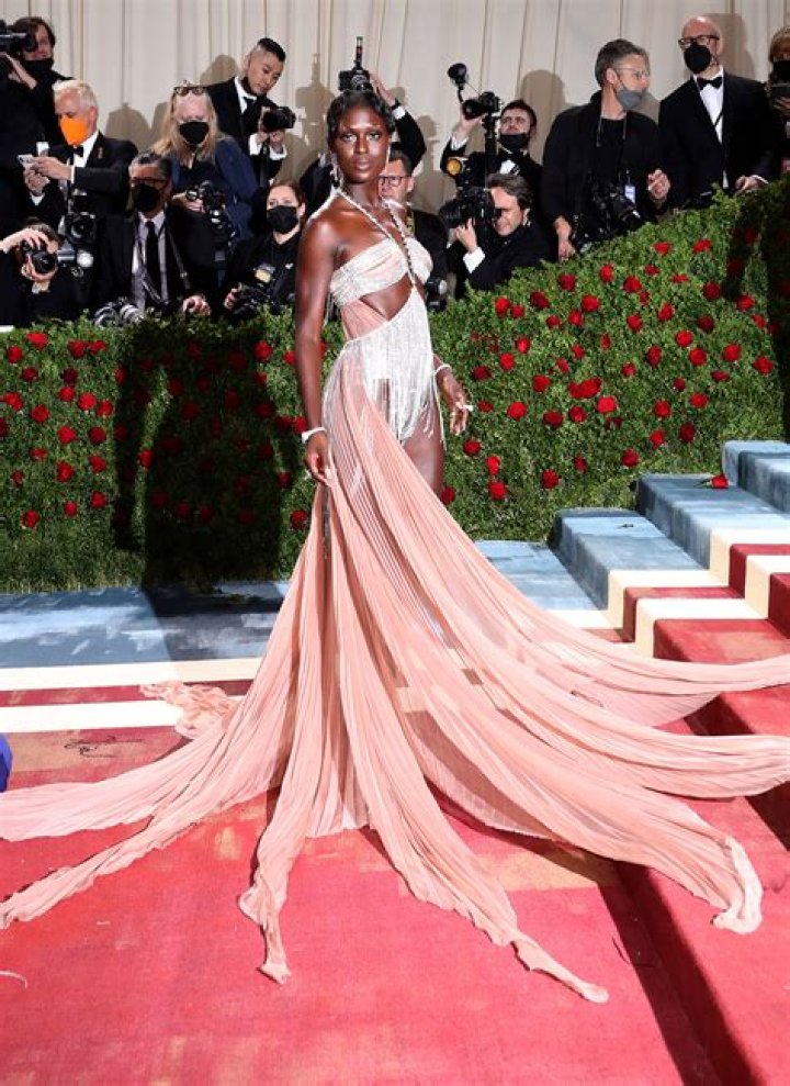 Best Met Gala Dresses Of All Time — Photos
