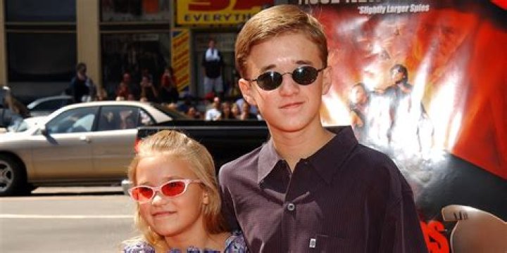 Eleven Kills Her Siblings – Hollywood Life