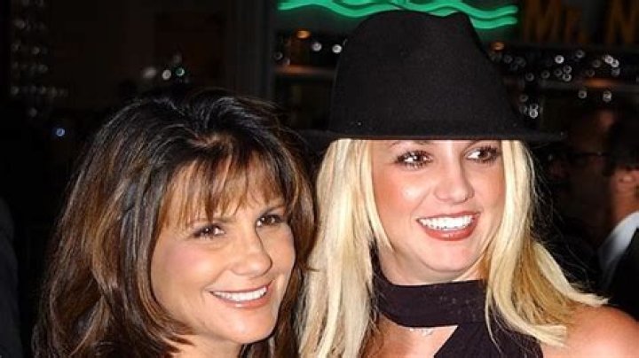 How Britney Spears Feels About Reuniting With Her Mom Lynne For The Holidays