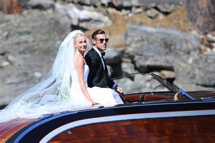 Julianne Hough’s Wedding PICS: Marries Brooks Laich In Gorgeous Ceremony