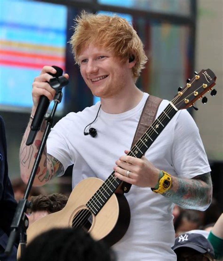 Justin Bieber & Ed Sheeran’s Music Video For ‘I Don’t Care’: Photos – Hollywood Life