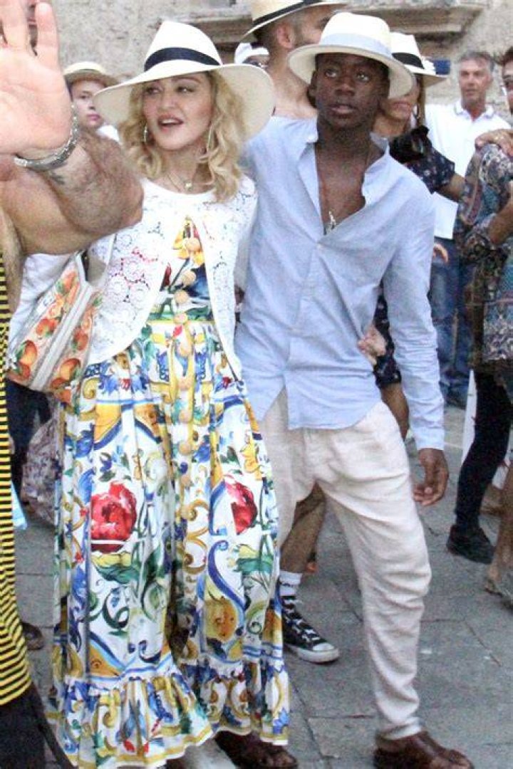 Madonna’s Son David Banda Rocks White Dress For Epic Runway Strut – Hollywood Life
