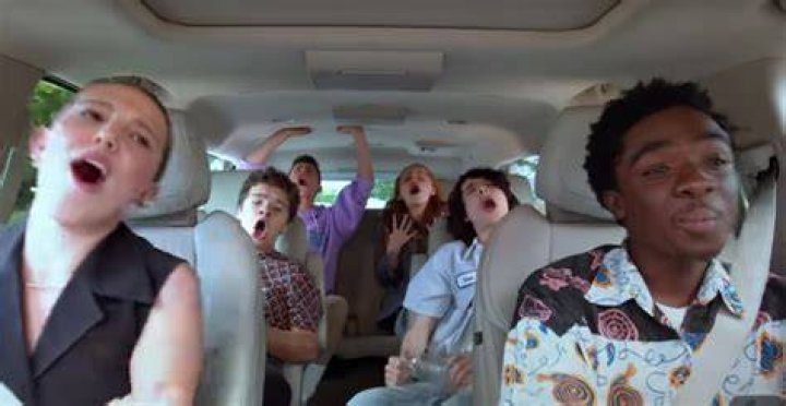 Millie Bobby Brown & ‘Stranger Things’ Kids On Carpool Karaoke: Watch – Hollywood Life