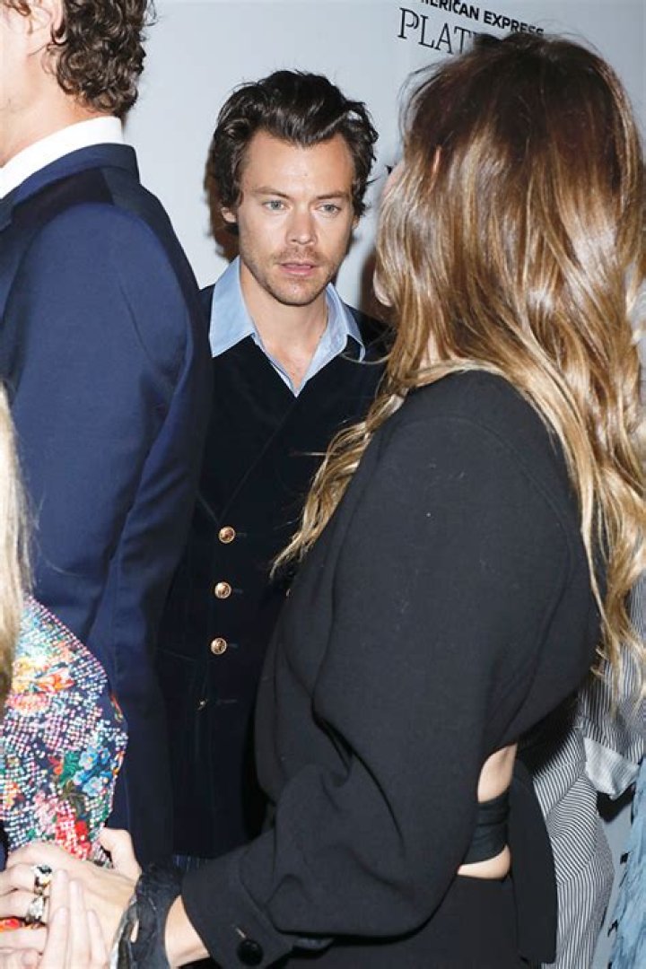 Olivia Wilde & Harry Styles Attend ‘Don’t Worry Darling’ NY Premiere – Hollywood Life