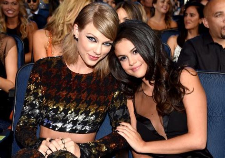Selena Gomez Sends Love To BFF Taylor Swift’s New Album ‘Evermore’ – Hollywood Life