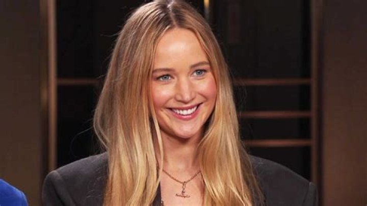 [VIDEO] Jennifer Lawrence’s Sex Toys — Actress Says Maid Found Sexy Things – Hollywood Life