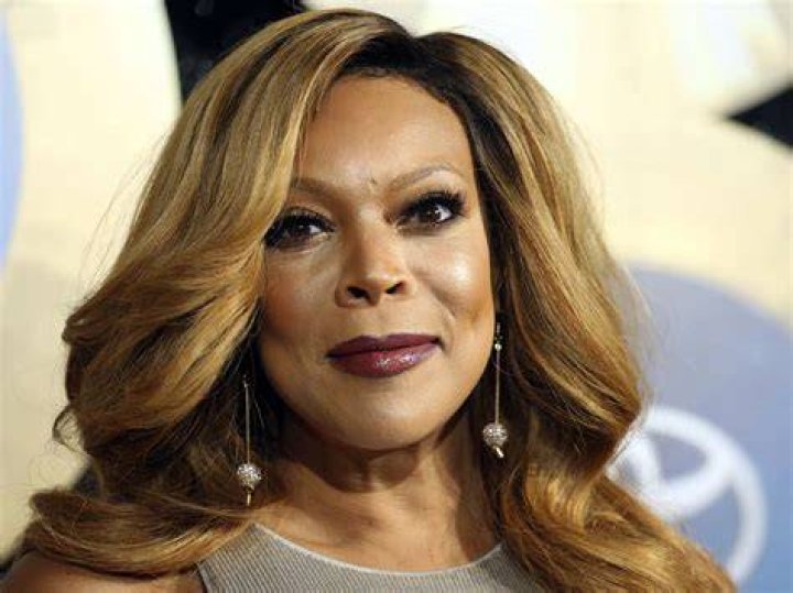 Wendy Williams Rocks Daisy Dukes In Rare Pics Amidst Hiatus – Hollywood Life
