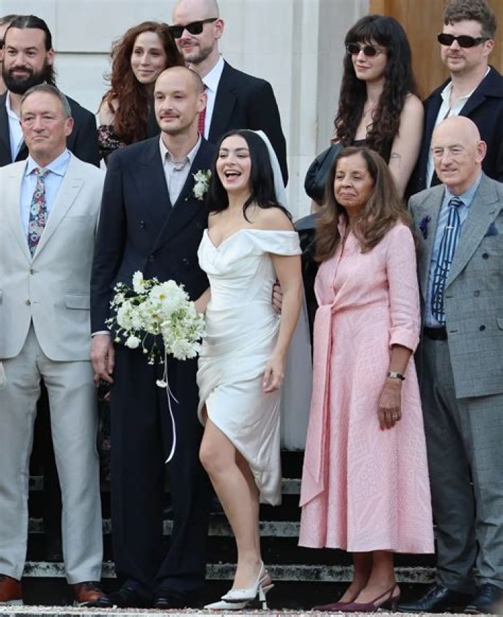 Young Celebrity Brides — Pics